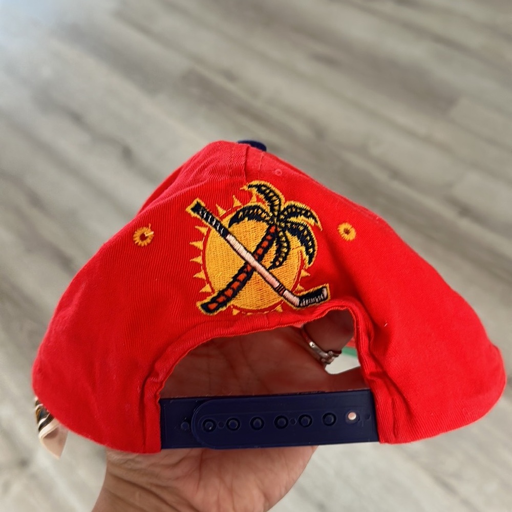 VINTAGE 90S FLORIDA PANTHERS RED AND BLUE HAT - Picture 4 of 7